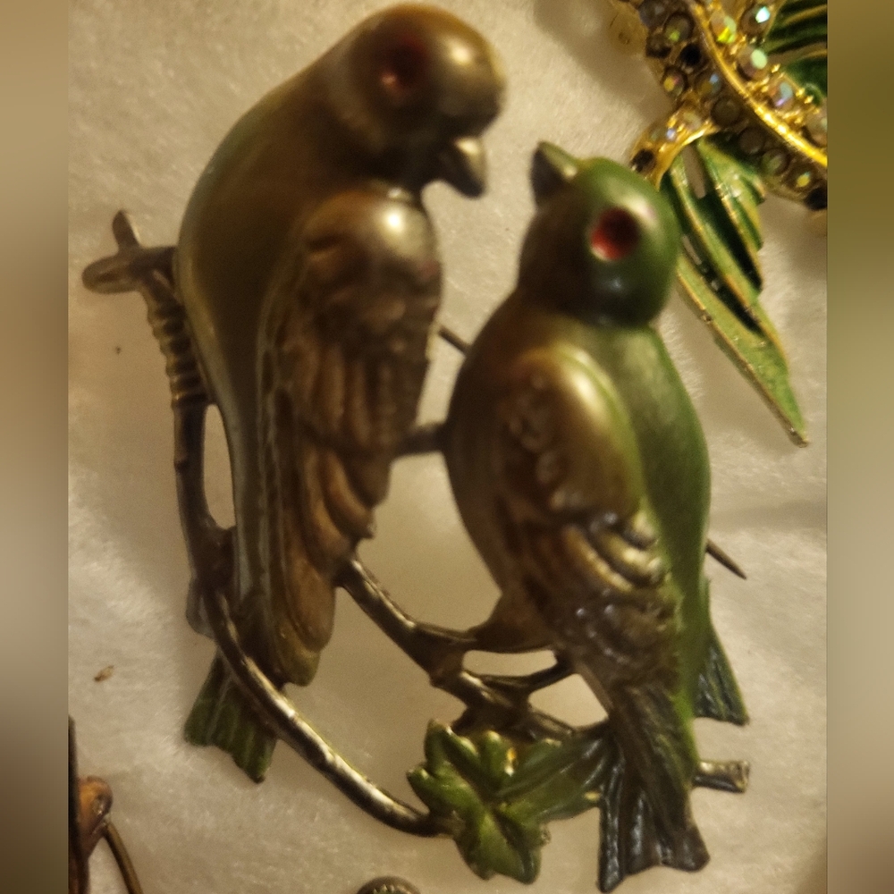 Vintage two birds on branch pin